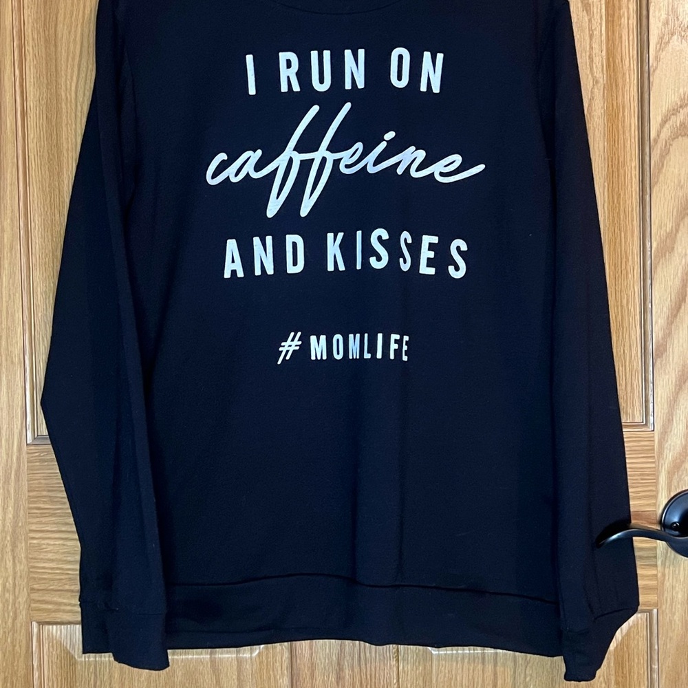 All Us Mommas Black Fitted Sweatshirt ❤️ Womens size Med/Lg
